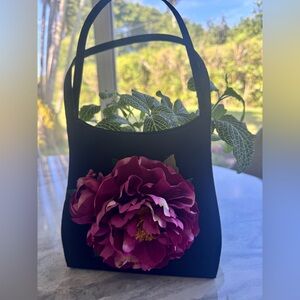 Elegant Black Top-Handle Purse with Oversized Fuchsia Flower